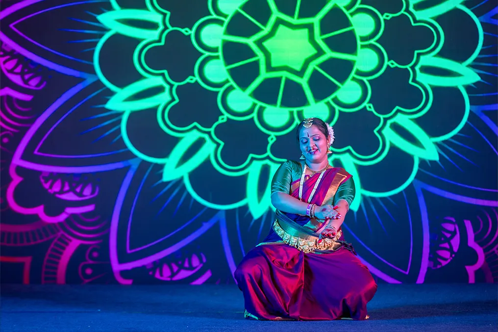 Mono Natyam